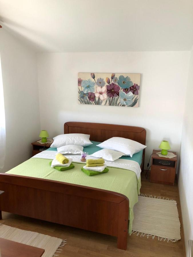 Apartments Rajcic Kastela Exterior photo