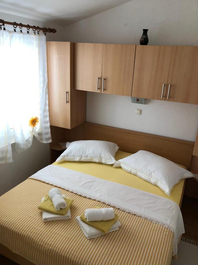 Apartments Rajcic Kastela Exterior photo